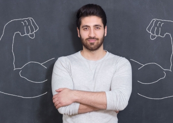 لشباب الجامعات.. احذروا 4 أخطاء غذائية عند بناء عضلات الجسم