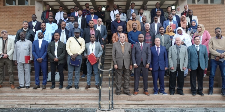 بحوث الفلزات ينظم دورتين تدريبيتن لباحثين سودانيين