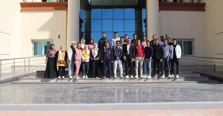 تدريب طلاب جامعة أسيوط الجديدة التكنولوجية في المنطقة التكنولوجية والقرية الذكية