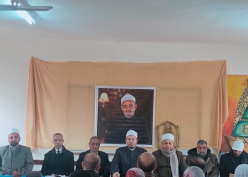 ﻿أزهر مطروح : اجتماع موسع بمعلمي ( العلوم_ الرياضيات) لتدريسها باللغة الانجليزية استعدادا لفتح فصول للغات