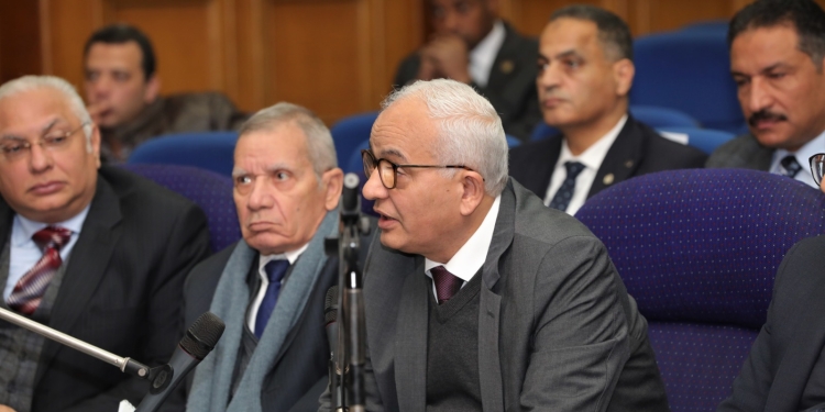 حفيفة إغلاق مدرسة كلية النصر للبنات (EGC) بالإسكندرية وتسريح طلابها