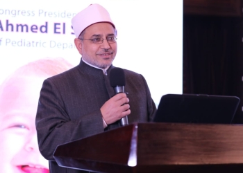 رئيس جامعة الأزهر يهنئ خريجي إعلام الأزهر المنضمين حديثًا لنقابة الصحفيين