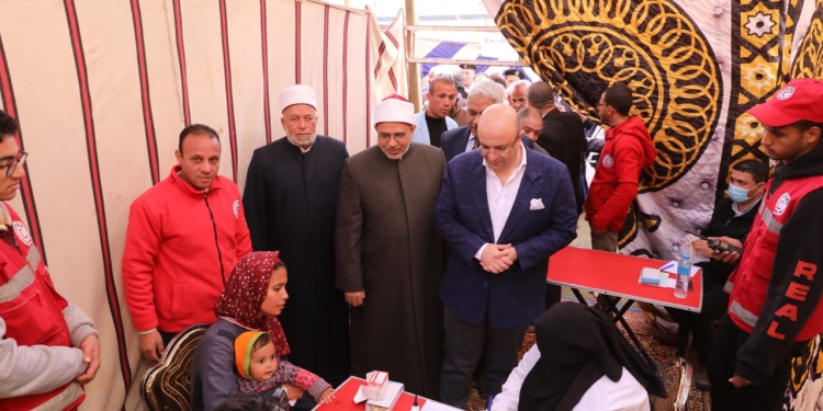 رئيس جامعة الأزهر: الوطن يحتاج إلى تضافر جهود أبنائه دعمًا لجهود الدولة المصرية