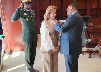 ﻿الرئيس ماكي سال يمنح الدكتورة أماني أبو زيد وسام الجمهورية السنغالية 2023