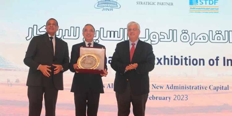 وزير التعليم العالي: الإستراتيجية القومية للعلوم تستهدف إعداد قاعدة علمية وتكنولوجية