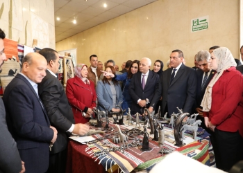 لتوفير السلع بأسعار مخفضة.. التعليم تقرر فتح منافذ بيع منتجات المدارس الفنية للمواطنين