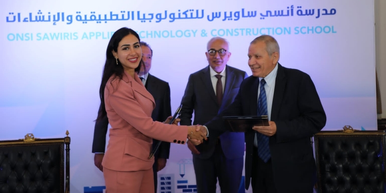 المدير التنفيذي لمؤسسة ساويرس: أنشأنا مدرسة للتكنولوجيا التطبيقية والإنشاءات لدعم التعليم الفني