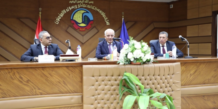 وزير التعليم يكشف موعد تعيين المعلمين الناجحين في مسابقة الـ30 ألف معلم