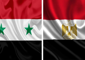 وصول سفينة إمداد تابعة للقوات البحرية المصرية محملة بمئات الأطنان من المساعدات للاذقية