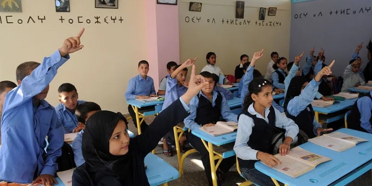 المغرب.. خطة حكومية تُعيد 120 ألف تلميذ إلى فصول الدراسة