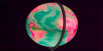 عالم فيزياء: زيادة سرعة دوران الأرض سيقصر السنة ثانية واحدة