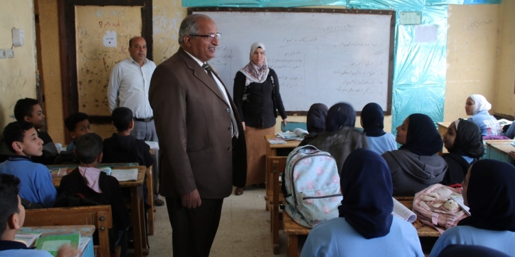بعد زيارة مفاجئة.. إحالة إدارة مدرسة للتحقيق ببني سويف
