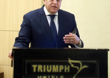 وزير الصحة: دراسة إجراء مسح طبي للكشف عن الأمراض الصدرية وقاعدة بيانات متكاملة