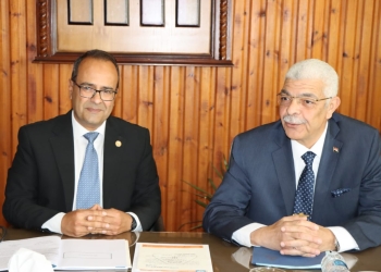 رئيس جامعة المنوفية يترأس مجلس كلية الهندسة بشبين الكوم