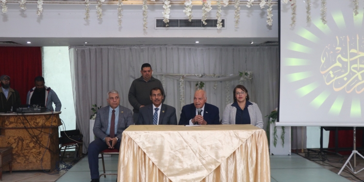 نقيب المعلمين يفتتح الدورة التثقيفية رقم 75 المتخصصة فى صناعة القرار