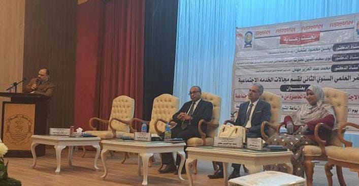 رئيس جامعة أسوان: إقامة المؤتمرات العلمية أثمرت عن تحقيق المراكز الأولى 