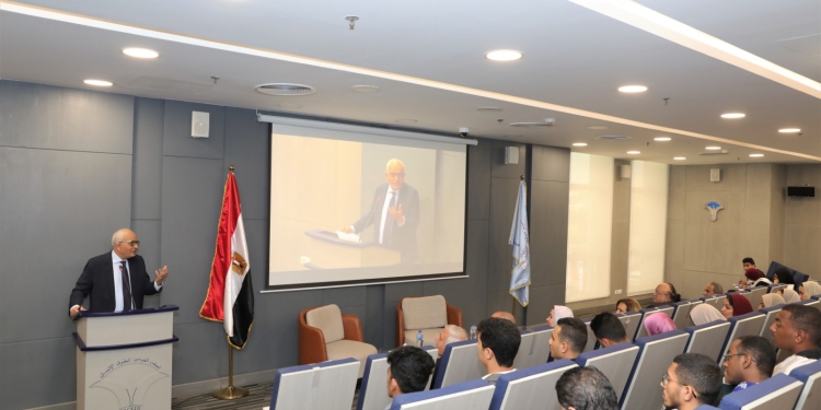 مشيرة خطاب: أعضاء اتحاد طلاب مدارس الجمهورية يمثلون سفراء لحقوق الإنسان بمحافظاتهم