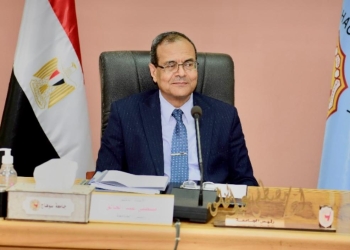 الدكتور مصطفى عبدالخالق رئيس جامعة سوهاج