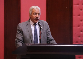 نائب رئيس جامعة الأزهر يطالب باستثمار وسائل التواصل الحديثة فيما ينفع الإنسان والمجتمع