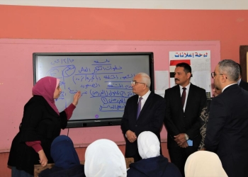 «حجازي» يتابع تنفيذ برنامج التأهيل التربوى للناجحين بمسابقة 30 ألف معلم