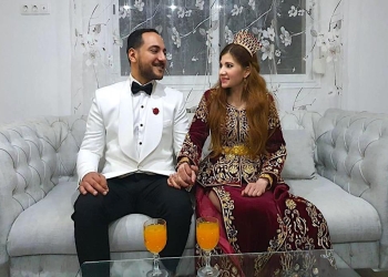 "بالزي الجزائري" .. عقد قران الصحفي طارق رفعت على حنان قرماش