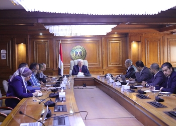 وزير التعليم العالي: وضع سياسات وطنية لربط البحث العلمي والجامعات بالصناعة