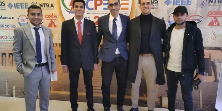 فوز فرق من هندسه حلوان في المسابقة العالمية بمؤتمر CPERE IEEE