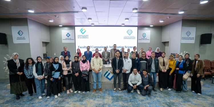 “مصر للمعلوماتية” تستقبل وفد من جامعة الفيوم لتعزيز التعاون العلمي بين الجامعات الأهلية والحكومية