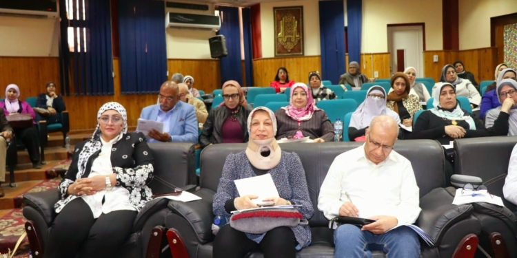 «تعليم القاهرة» توجه بتنفيذ 10 تعليمات لانتظام سير الدراسة