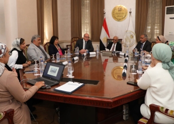 بعد نجاحها.. التعليم تناقش تحويل مدارس التعليم الفني إلى تكنولوجيا تطبيقية   