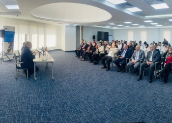  اعتماد شهادات طلاب مدرستين تكنولوجيا التطبيقية من اتحاد الغرف الألمانية للتجارة والصناعة