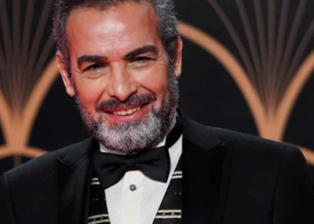 تكريم رواد العمل العام ١٩مارس طارق مهدي والشوباشي وصبري فواز علي راس المكرمون