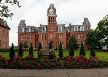 علماء جامعة فيرجينيا يكتشفون طريقة جديدة لمنع فقدان البصر الشائع