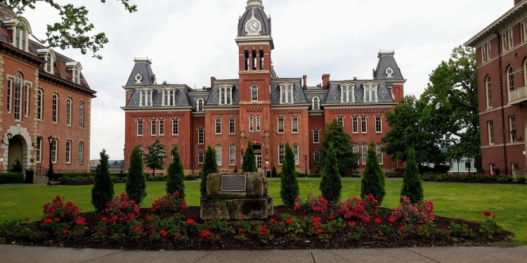 علماء جامعة فيرجينيا يكتشفون طريقة جديدة لمنع فقدان البصر الشائع