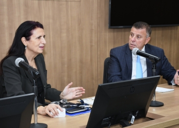 رئيس جامعة عين شمس يناقش مع مدير هيئة الفولبرايت بالقاهرة سبل التعاون