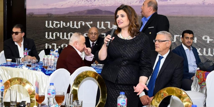 وزيرة الهجرة تكشف عن مدرستها الاولى هى الراهبات الأرمن