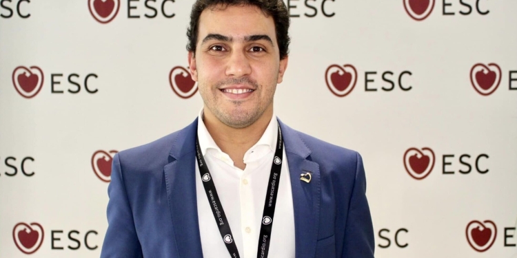 انجاز جديد.. خريج صيدلة الألمانية سفيراً للاطباء الشباب بدولة المانيا