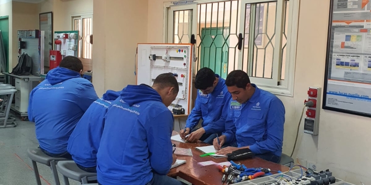 حجازي: دور المدرسة  والأسرة متوازي في رفع الوعى الصحى للطلاب وتغذيتهم