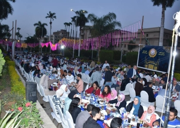 طلاب من أجل مصر ينظمون حفل إفطار جماعي لنحو 500 طالب وطالبة من كليات جامعة القاهرة