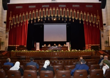 مجلس جامعة القاهرة