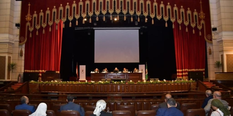 مجلس جامعة القاهرة