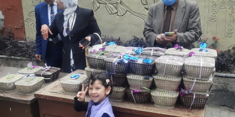 صنع بأيدي الطلاب.. تعليم الجيزة: 5 منافذ لبيع كعك العيد للمواطنين بأسعار مخفضة