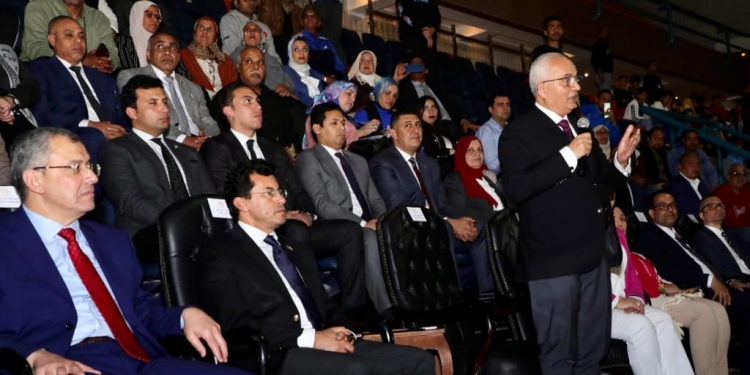 وزير التربية والتعليم: تخصيص ميزانية لصرف حافز إثابة لمعلمات رياض الأطفال تزامناً مع تطبيق المنهج الجديد