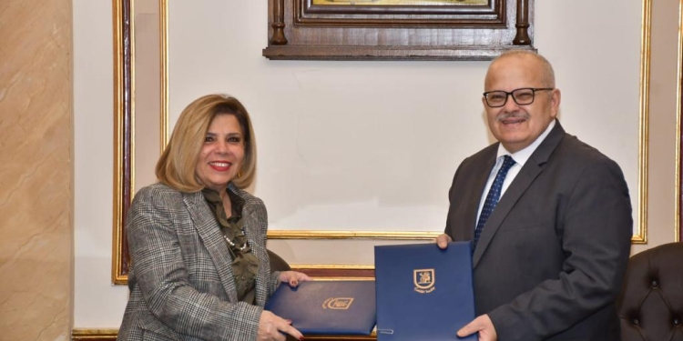 بروتوكول تعاون بين جامعة القاهرة والقومي لحقوق الإنسان