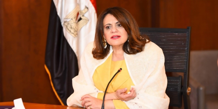 وزيرة الهجرة: نبحث آليات التعامل مع الطلاب الدراسين في السودان اسوة بروسيا وأوكرانيا