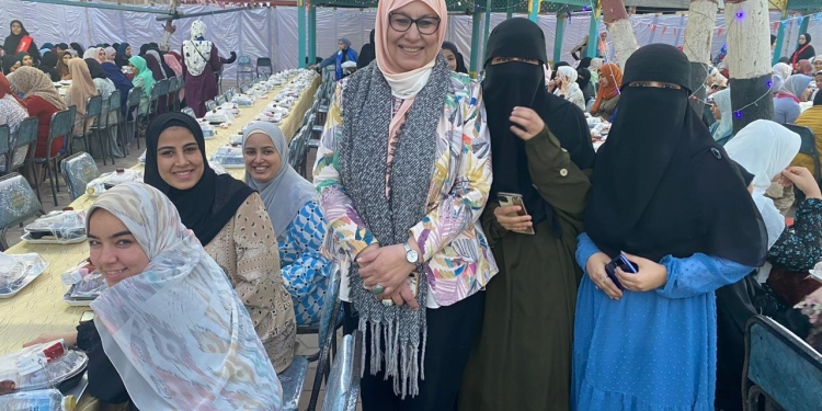 إفطار جماعي لطالبات جامعة الأزهر بمدينة نصر بحضور عميدة الدراسات الإنسانية والأمين العام المساعد