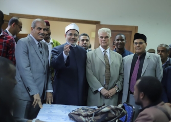 رئيس جامعة الأزهر يشهد إفطار الطلاب الوافدين من مختلف دول العالم بالمنظمة العالمية لخريجي الأزهر