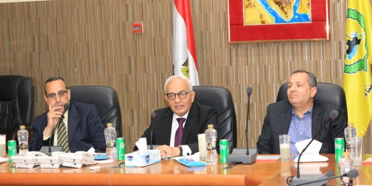 التعليم: إضافة أنشطة لطلاب الابتدائي لتعريفهم برموز الكتابة الهيروغليفية