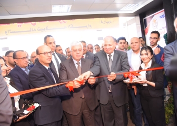 وزير التعليم العالي يفتتح قسم جراحة العظام بمستشفى الإصابات بجامعة أسيوط