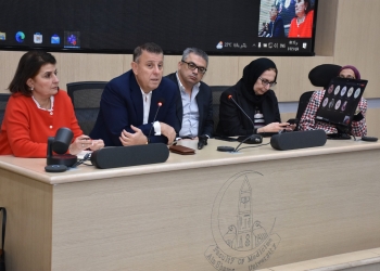 جامعة عين شمس تناقش إضافة برنامج فرنسي بكلية الطب